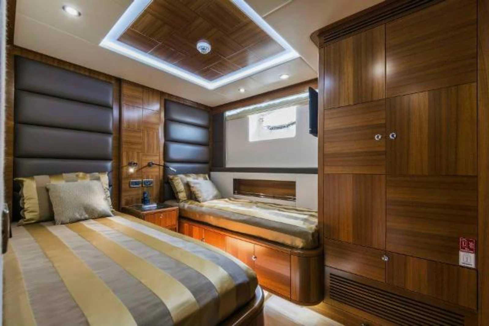 Majesty 101Ft Charter Yacht