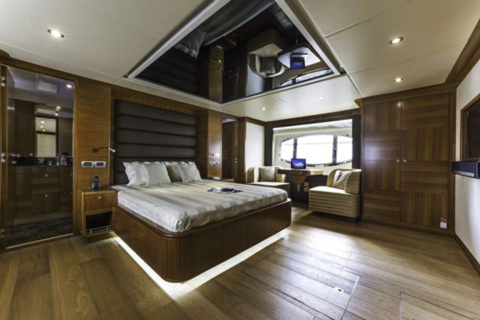 Majesty 101Ft Charter Yacht